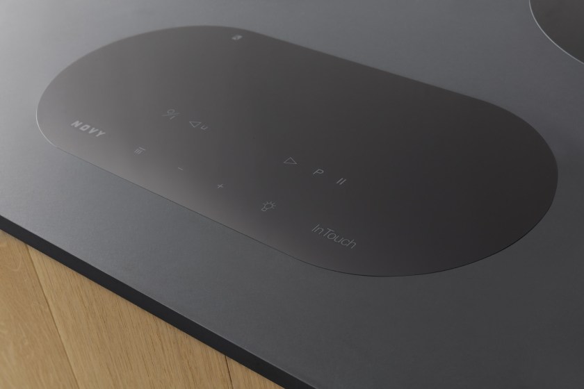 1790-Multi zone-black-detail7
